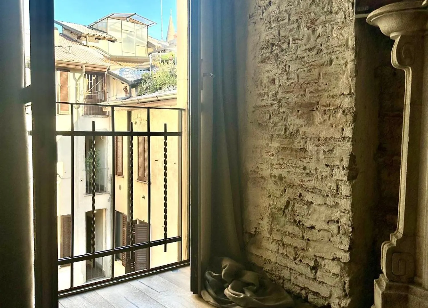 Charming And Design Attic Loft Central Milan In Coolest Area Navigli Ticinese 0*,