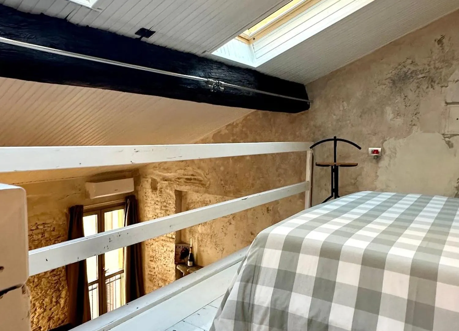 Charming And Design Attic Loft Central Milan In Coolest Area Navigli Ticinese Italy